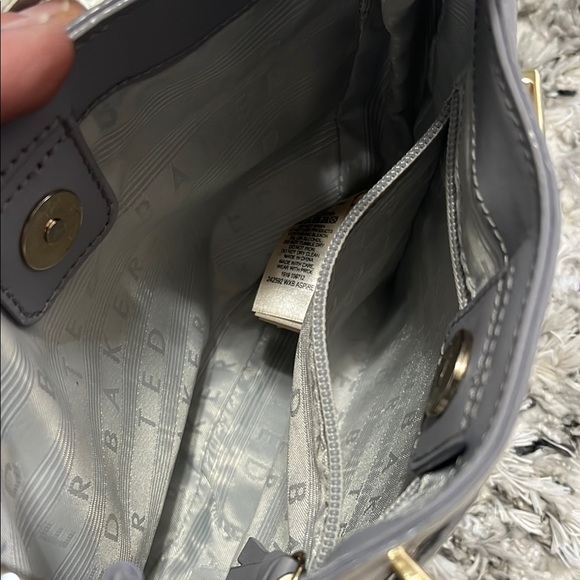 Ted Baker White Textured Shoulder Bag with Gold Clasp - Picture 10 of 13